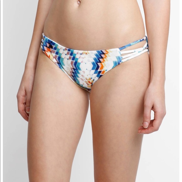 L Space diamond daze bikini NWT size XS SWIMWEAR reversible - Picture 5 of 15